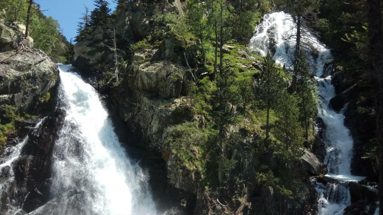 Pleta Del Mon Atico Lägenhet Benasque Exteriör bild